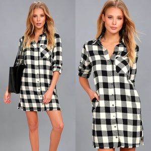LULU’s Buffalo Plaid Button-Up Dress